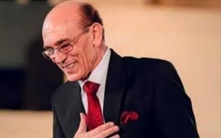 الصورة: الفنان المصري محمد صبحي ينفجر غضباً على سائقه