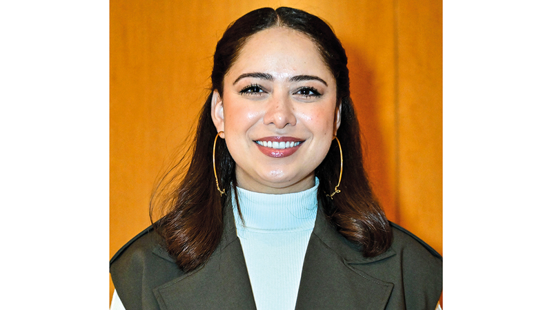 سارة عبدالرازق: من يستطع الاستمرار يجب أن تكون لديه رسالة حقيقية، وألا يسعى إلى جمع المشاهدات.