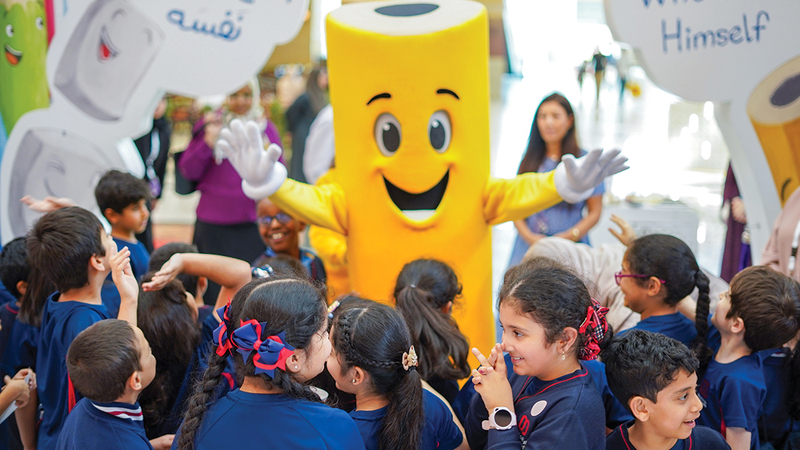 برامج حماية الطفولة تهدف إلى تنمية المهارات الاجتماعية والنفسية للطفل والوقاية من السلوكيات السلبية. من المصدر