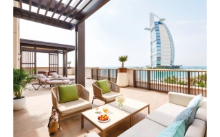 الصورة: سعر الإقامة ليلة رأس السنة يصل إلى 83 ألف درهم في فلل وشقق فاخرة بدبي