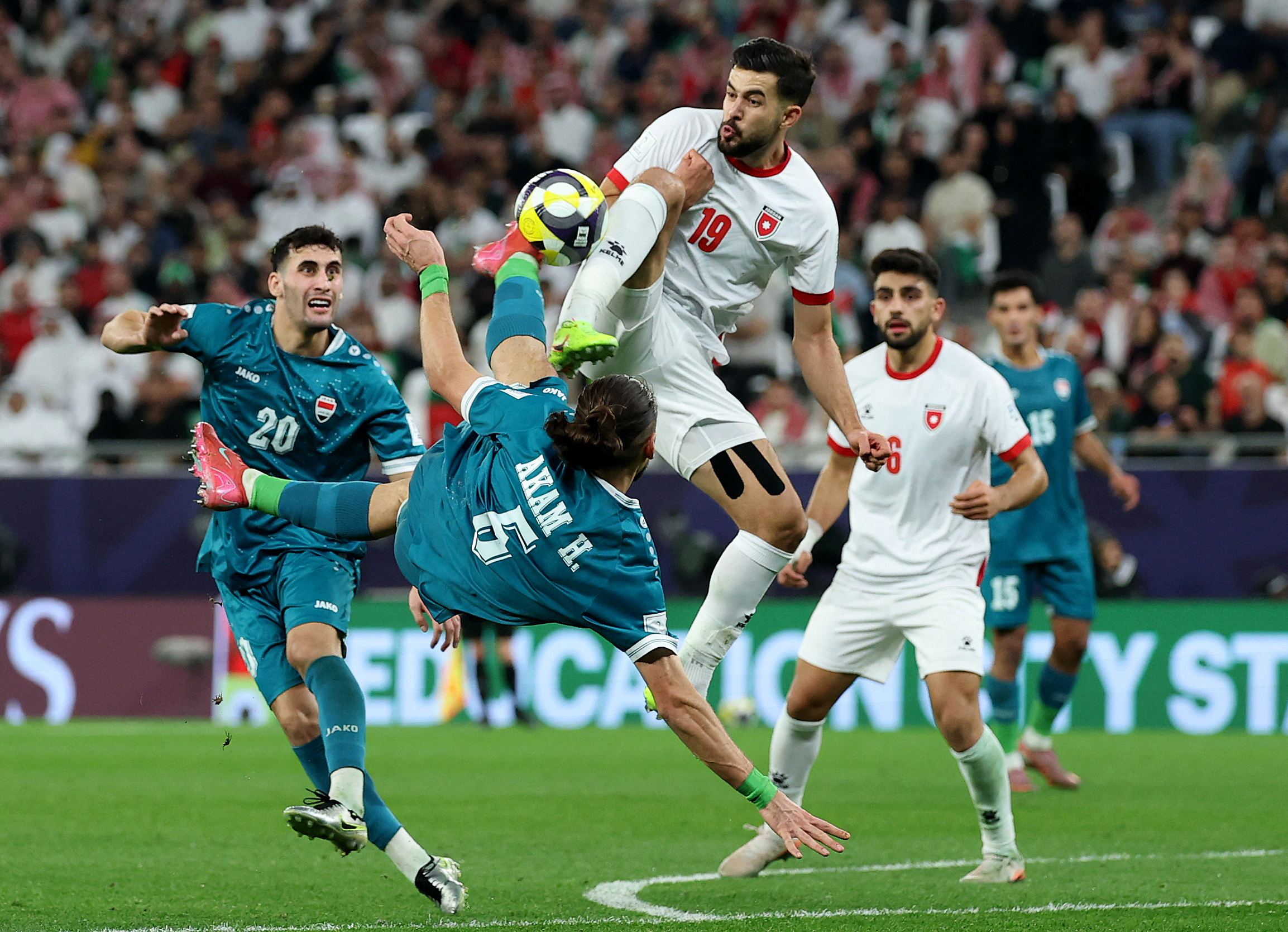 الأردن يُقصي العراق من كأس العرب.. "النشامى" على موعد مع السعودية