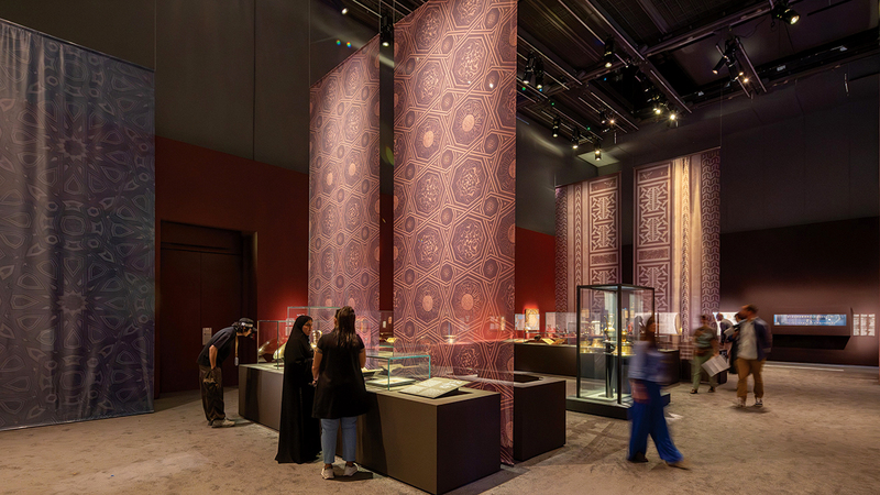 المعرض يسلط الضوء على الروابط التاريخية والثقافية بين المنطقة والعالم المملوكي. من المصدر