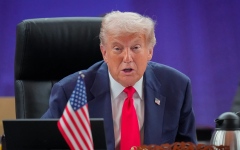 الصورة: ترامب: سيكون من الذكاء أن يتخلى مادورو عن السلطة في فنزويلا