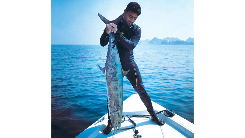 الظهوري يعمل في الموقع بمعدل يومين إلى 3 أيام أسبوعياً. من المصدر