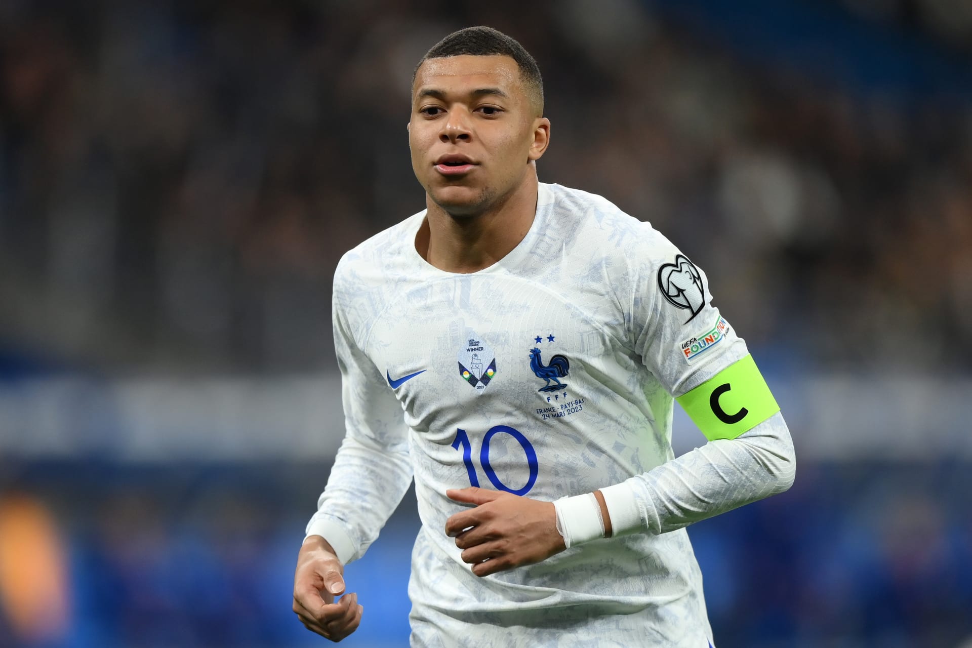 محكمة فرنسية تأمر سان جيرمان بدفع 60 مليون يورو إلى مبابي