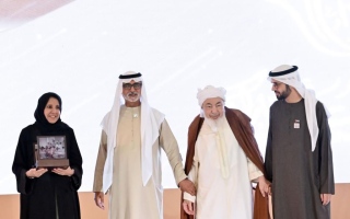 الصورة: مجلس الإمارات للإفتاء الشرعي يكرم الشيخة فاطمة تثمينا لدعمها المتواصل لقضايا الأسرة