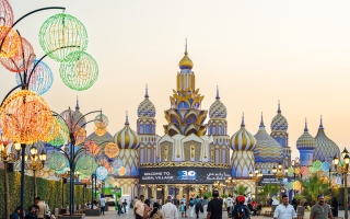 الصورة: القرية العالمية تطل بطبقة جديدة من الإبهار