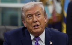 الصورة: ترامب يوجّه "خطابا إلى الأمة" الأربعاء