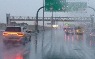 الصورة: تقلبات جوية في دبي.. وإرشادات للتعامل معها