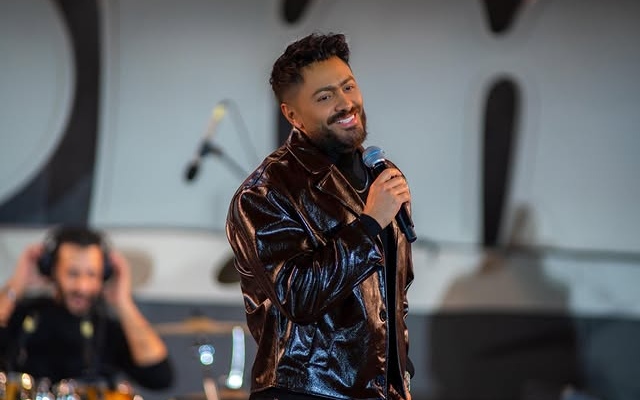 الصورة: في أول حفل له بعد تعافيه.. تامر حسني يوجه رسالة لجمهوره