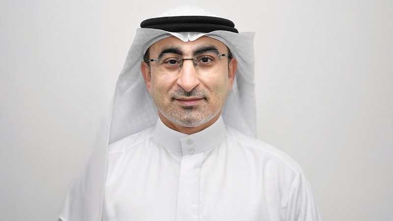 الدكتور أحمد مراد: جامعة الإمارات تدمج الذكاء الاصطناعي والتعلم الآلي والبلوك تشين وتحليلات البيانات في برامجها.