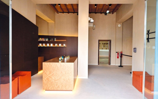 الصورة: &laquo;بيت العطور&raquo;أبعد من مجرد رحلة بين روائح البخور والعنبر