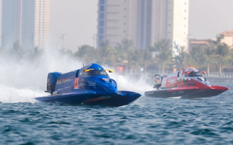 الصورة: &laquo;فيكتوري تيم&raquo; ينشد اللقب الأول في بطولة العالم لـ &laquo;الفورمولا 1&raquo;