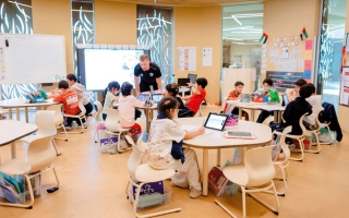 الصورة: تقديم موعد انصراف طلبة المدارس الخاصة في دبي إلى 11:30 صباحاً من 9 يناير المقبل