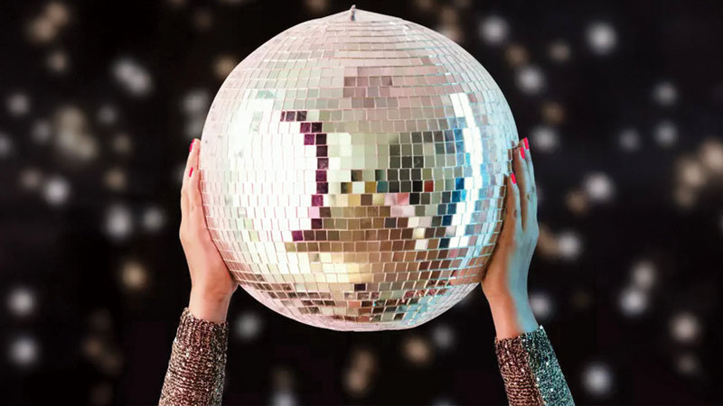 حفل ديسكو منتصف الليل سيحوّل تايم أوت
ماركت دبي إلى ساحةٍ تنبض بالحيوية والموسيقى.
من المصدر