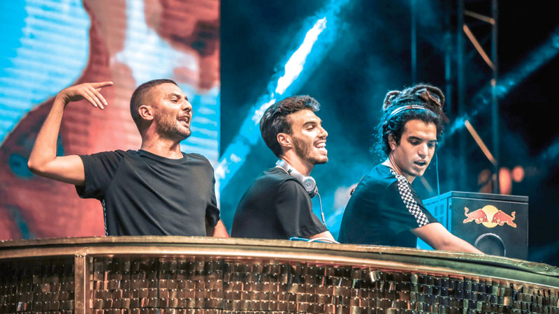 الثلاثي المصري &laquo;ديسكو مصر&raquo; يدمج البوب العصري بالمؤثرات الإلكترونية والبصرية. أرشيفية