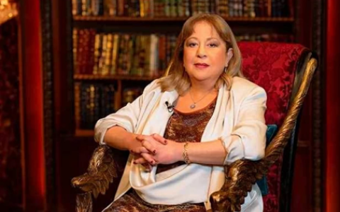 الصورة: وفاة الفنانة المصرية سمية الألفي بعد صراع مع المرض