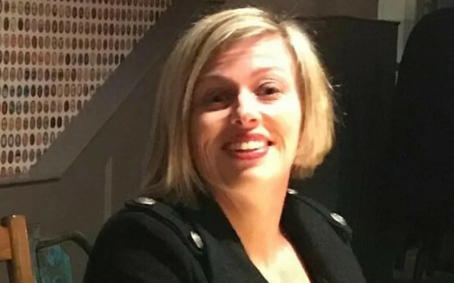 الصورة: بعد وفاة الأم بسبب ساندوتش.. المطعم يدفع تعويضاً مليونياً للعائلة