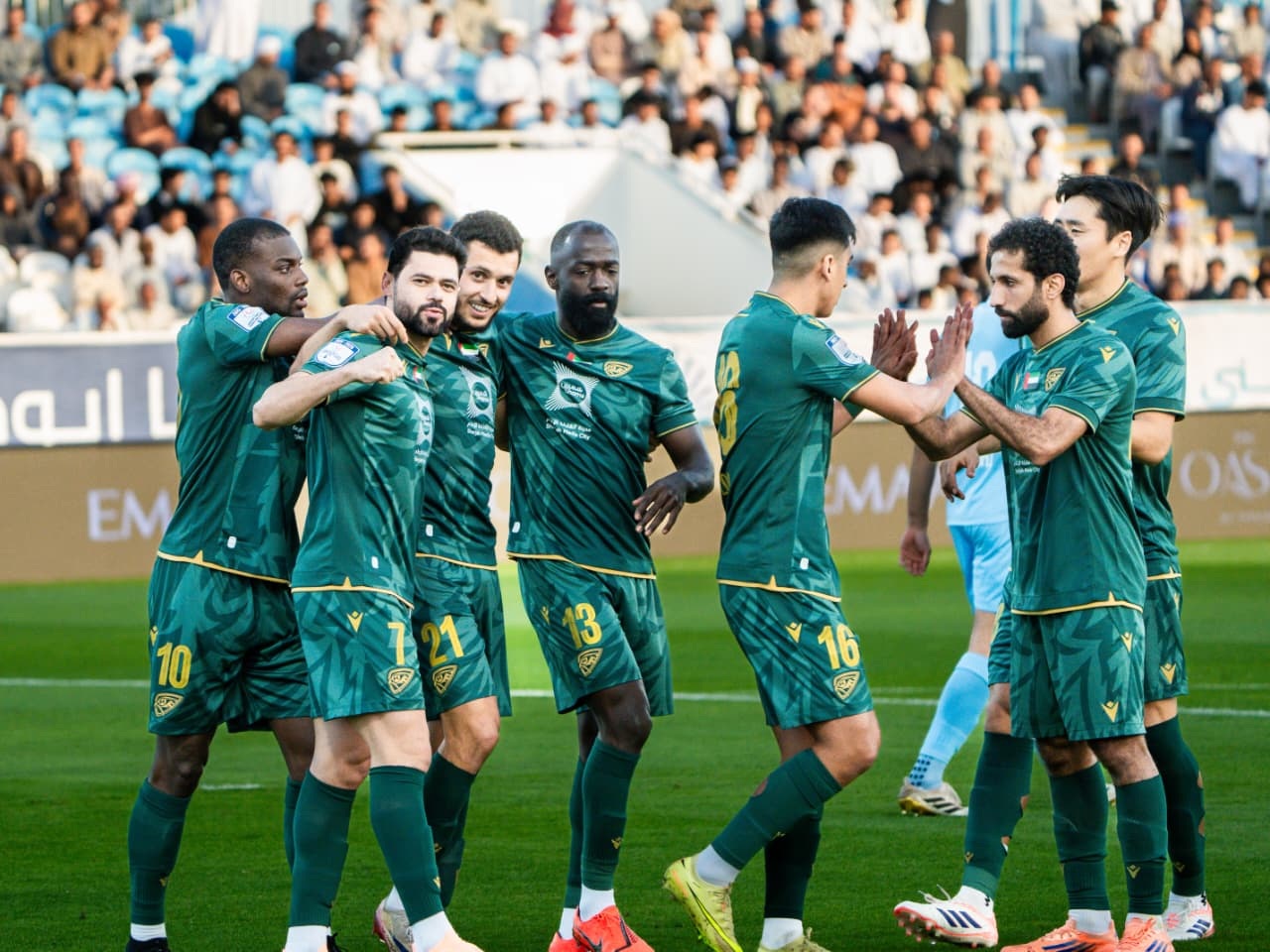 خورفكان يعزز عقدة بني ياس في «الشامخة»