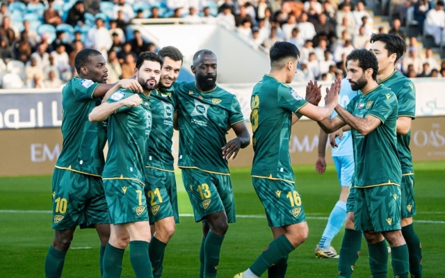 الصورة: خورفكان يعزز عقدة بني ياس في &laquo;الشامخة&raquo;