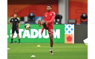 الصورة: معتز عبدالله: المقبالي وساشا والغساني وماجد أبرز نجوم المنتخب في كأس العرب