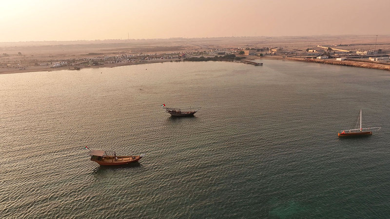فعاليات المهرجان تتفاعل مع الرحلات البحرية التعريفية. من المصدر