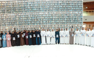 الصورة: &laquo;علّمتني الحياة&raquo; يحفز شباب &laquo;كهرباء دبي&raquo;&nbsp;على التميز والريادة