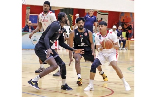 الصورة: البطائح يهزم الجزيرة ويصل إلى الفوز الثامن في دوري السلة