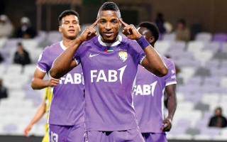 الصورة: لابا: حرارة المباراة تفوقت على &laquo;برودة الجو&raquo;