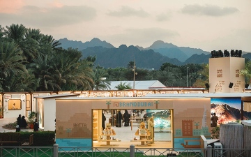 الصورة: إبداعات إماراتية تزيّن &laquo;متجر براند دبي&raquo; على ضفاف بحيرة ليم