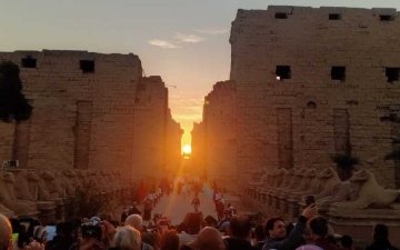 الصورة: الشمس تتعامد على معابد الكرنك مُعلنة بداية فصل الشتاء