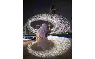 الصورة: &laquo;المستقبل&raquo;.. يضيء من دبي