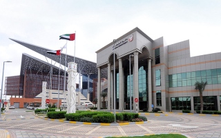 الصورة: شاب يمتنع عن سداد أقساط قرض بنكي لمدة 7 سنوات