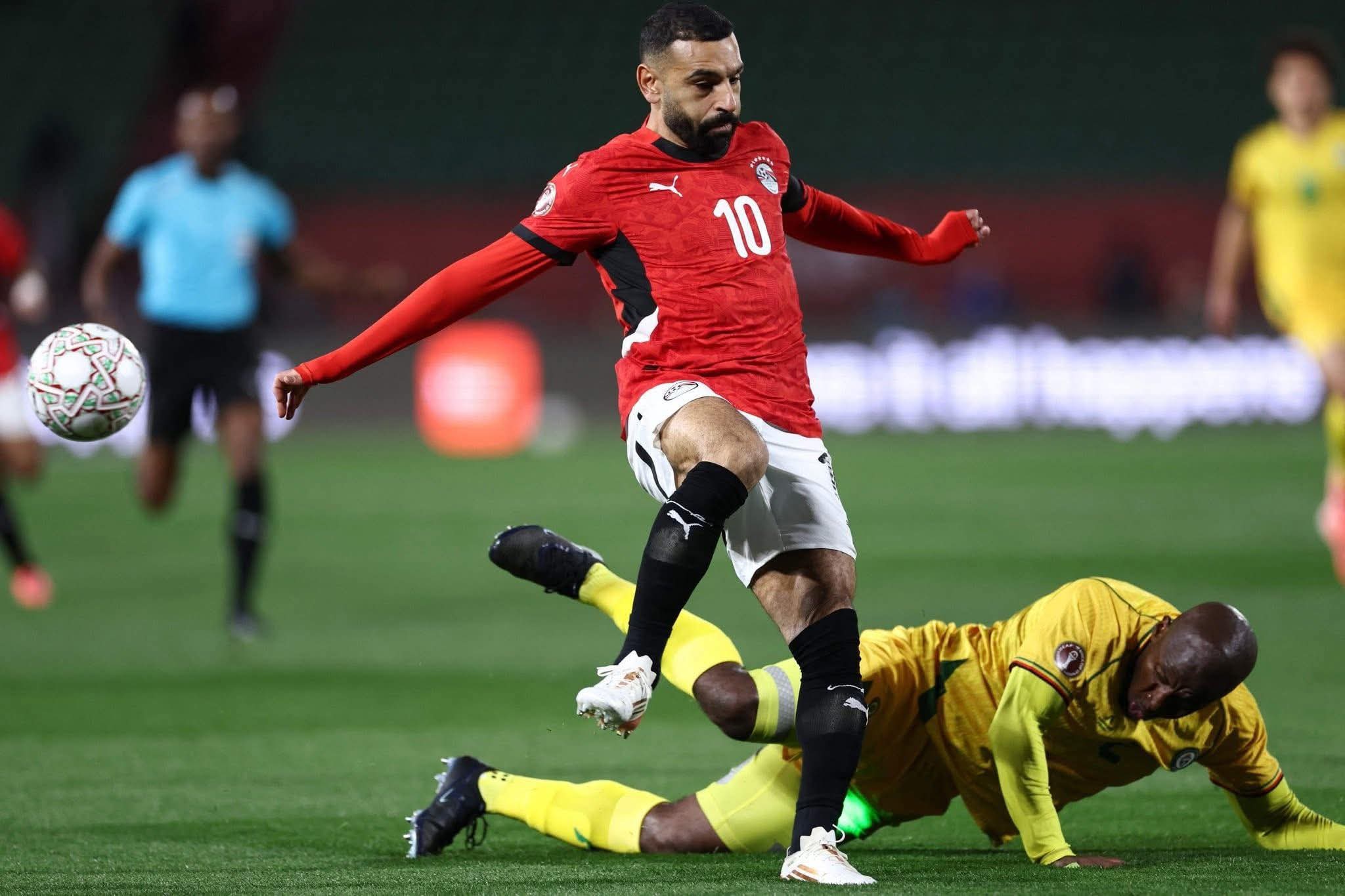 محمد صلاح يصهر دفاع زيمبابوي الحديدي بهدف قاتل في كأس إفريقيا