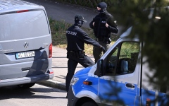 الصورة: هروب من الشرطة ينتهي بصدمة نفسية