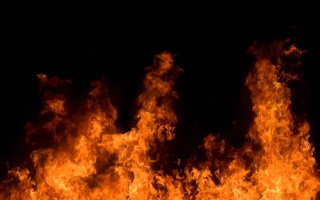 الصورة: توقيف رجل بتهمة قتل امرأة.. امتُدح سابقاً لمحاولته إنقاذها من حريق