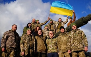 الصورة: الجيش الأوكراني ينسحب من بلدة سيفرسك الشرقية حفاظا على أرواح الجنود