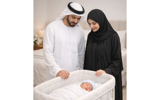 الصورة: مواطنون يقترحون حوافز مالية وتقليص دوام الأمهات للحد من تراجع المواليد