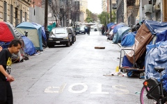 الصورة: &laquo;أمر تنفيذي&raquo; لترامب يهدد 170 ألف أميركي بالتشرد خلال الشتاء