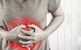 الصورة: جرثومة المعدة &laquo;زائر&raquo; يُرهق المرضى.. ومختصون يحثون على التزام الـ &laquo;بروتوكول&raquo;