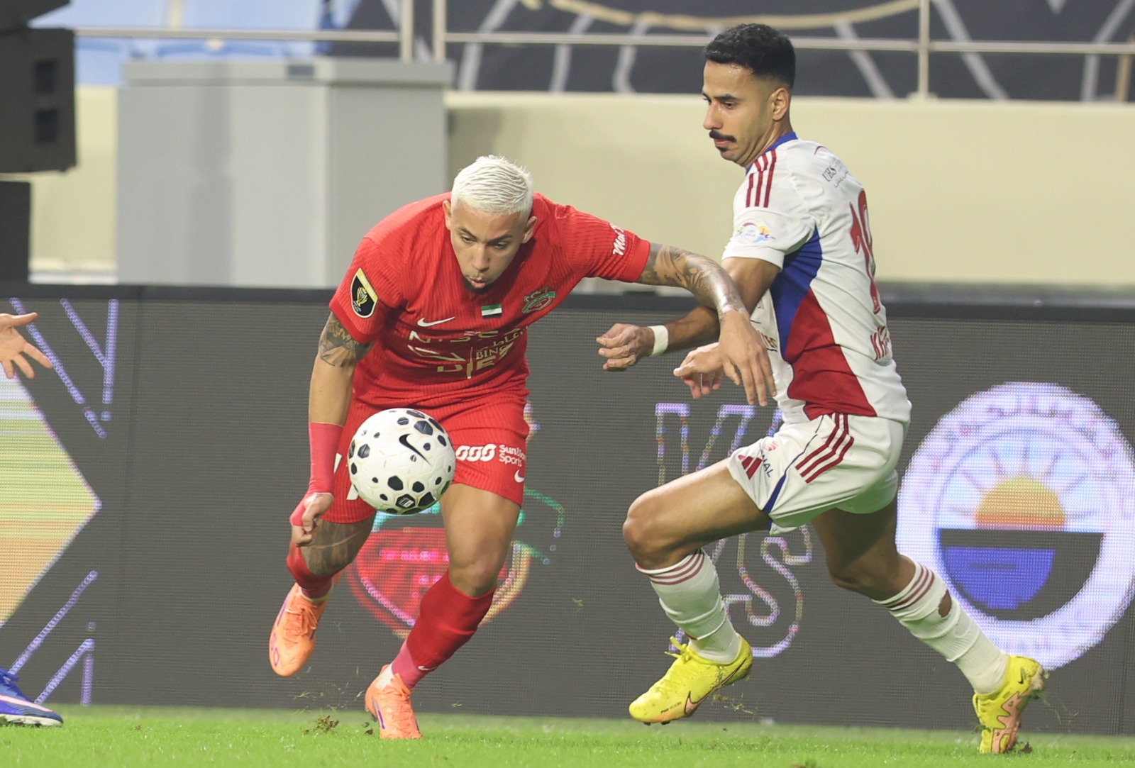 تفاصيل فنية حرمت شباب الأهلي لقبين خلال 30 يوماً