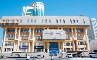 الصورة: &laquo;أراضي دبي&raquo;: توفير موقف سيارة للمستأجر غير مُلزم إلا بنص صريح في عقد الإيجار