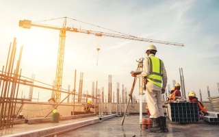 الصورة: 5 خطوات لتقديم الشكاوى العمالية الفردية عبر 4 قنوات رسمية