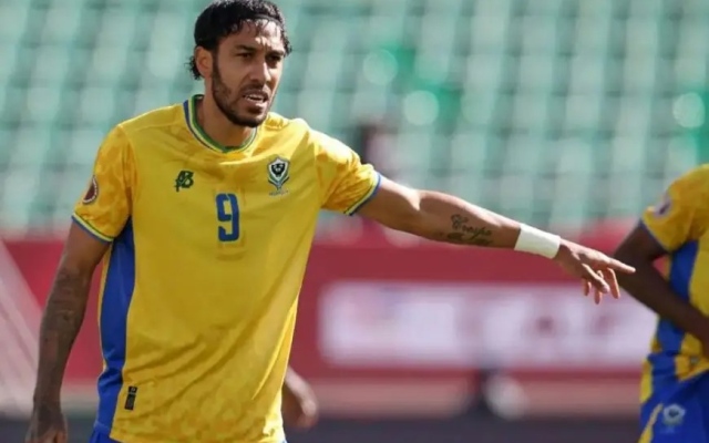 الصورة: أمم أفريقيا: الحكومة الغابونية تعلّق نشاط المنتخب وتحل الجهاز الفني وتوقف أوباميانغ