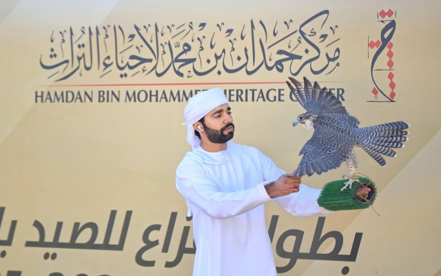 الصورة: انطلاق منافسات العامة ملاك ببطولة فزاع للصيد بالصقور