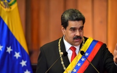 الصورة: نيكولاس مادورو.. من سائق حافلة إلى رئيس فنزويلا