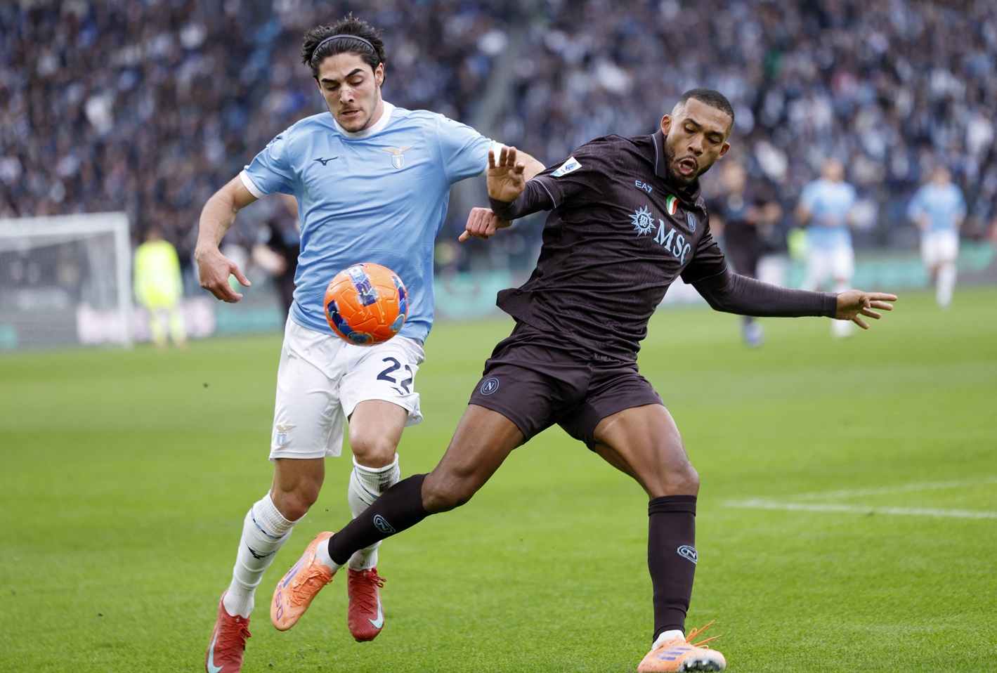 الدوري الإيطالي.. نابولي يقفز إلى المركز الثاني