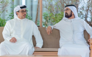 الصورة: منصور بن زايد: محمد بن راشد بنى منظومة حكومية متقدمة سبقت زمانها