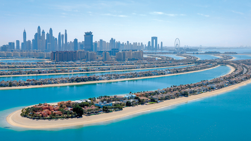 إيجارات فلل دبي تسجل أرقاماً قياسية في 2025.. و«نخلة جميرا» تتصدر 24 منطقة