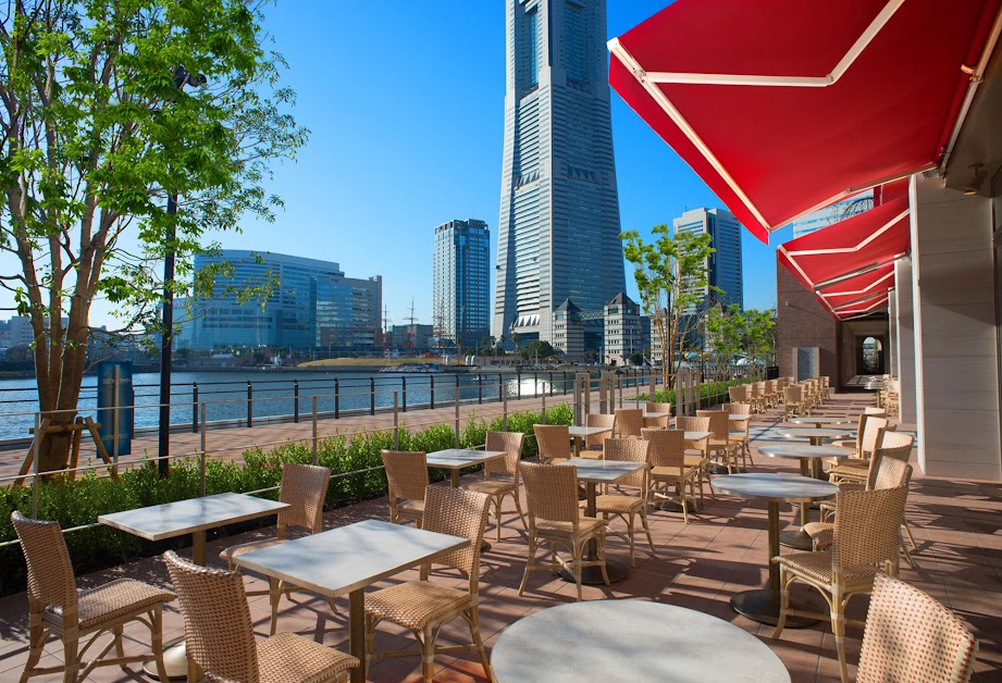 مقهى ANNIVERSAIRE ميناتو ميراي يوكوهاما